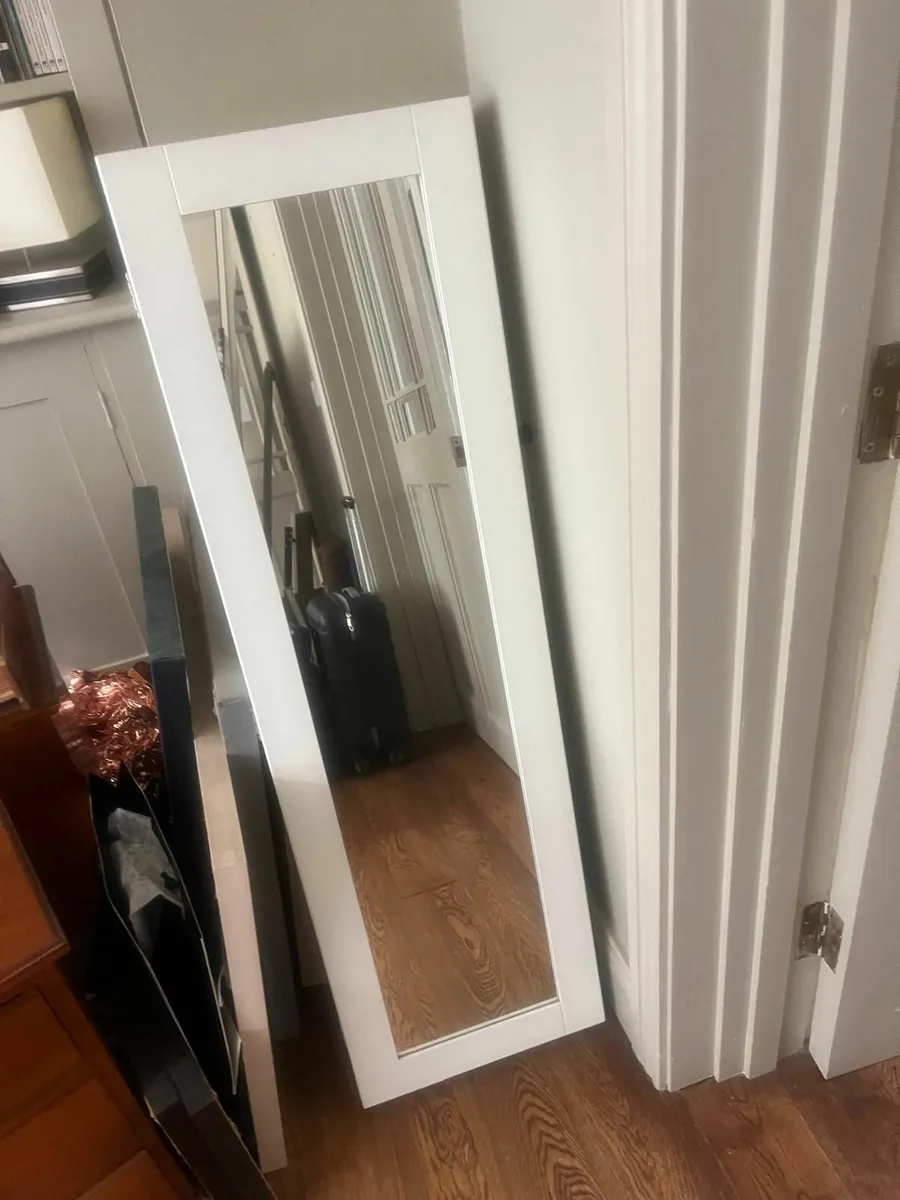 Mirrored Jewellry Wall Cabinet - Image 1