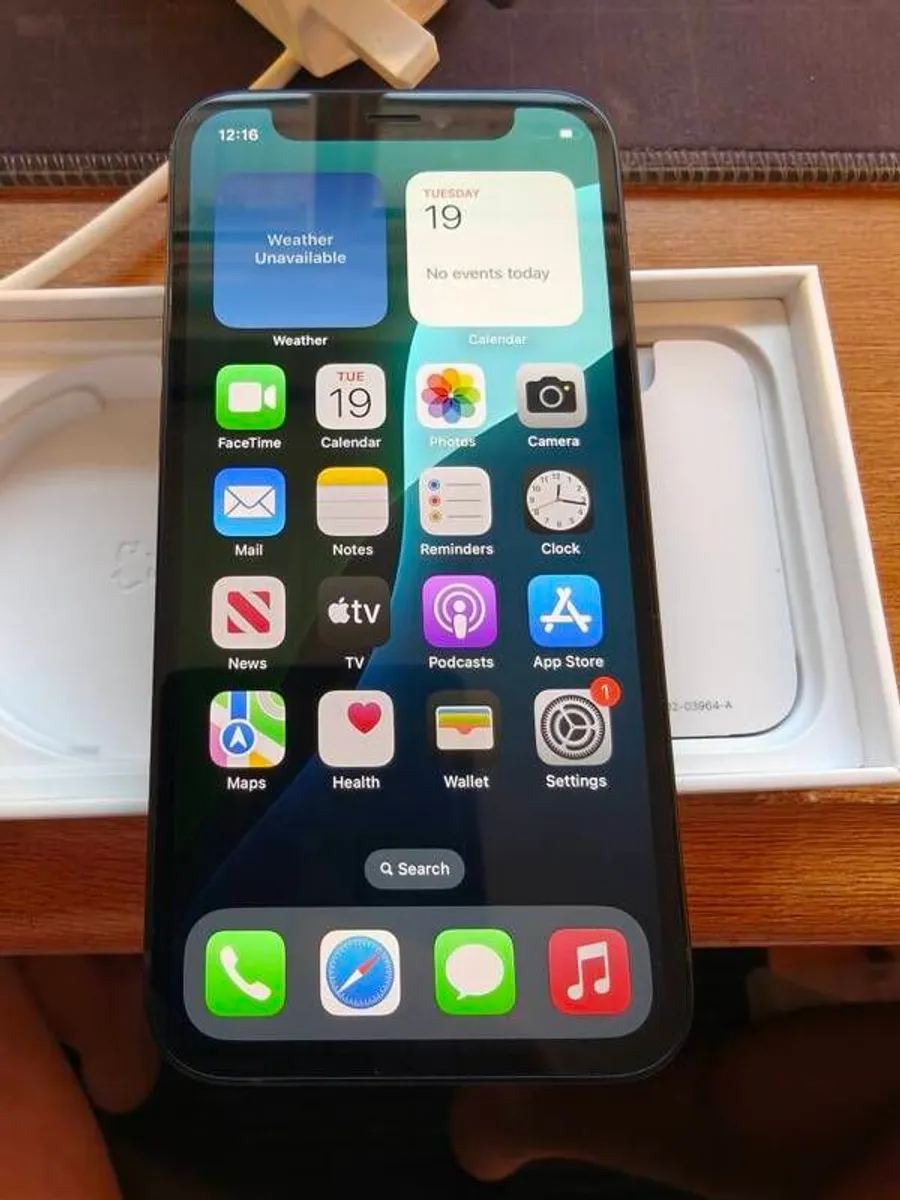 Apple iPhone 12 Mini black 128GB Unlocked with 3 in 1 Wireless charging stand - Image 2