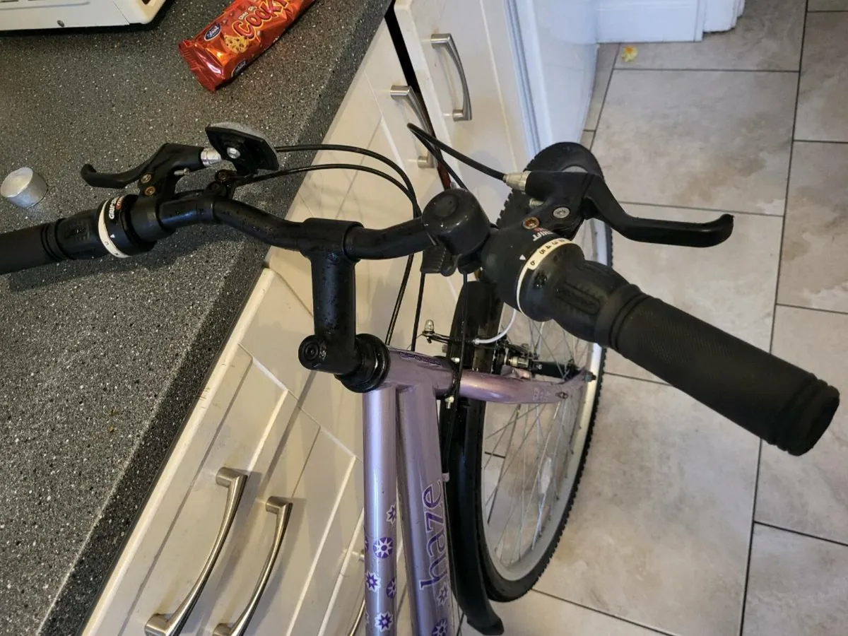 Girls Bike - Image 3