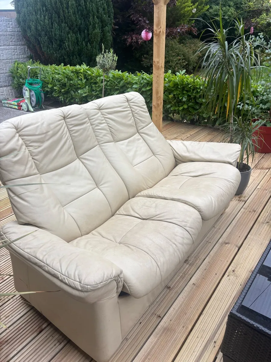 Leather recliner 2 seater sofa/couch - Image 1