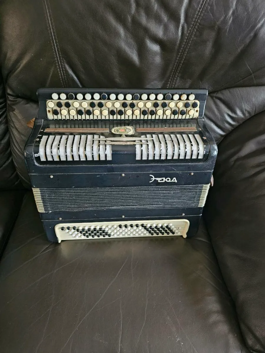 Button Key Accordian