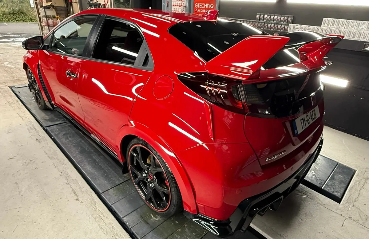2017 Honda Civic Type R FK2 (GT model) - Image 4