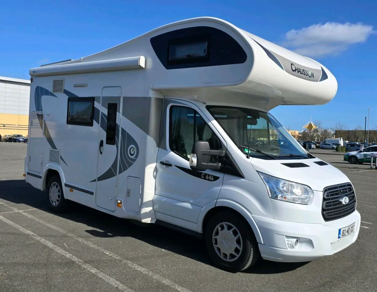 Campervan chausson C646 - Image 1