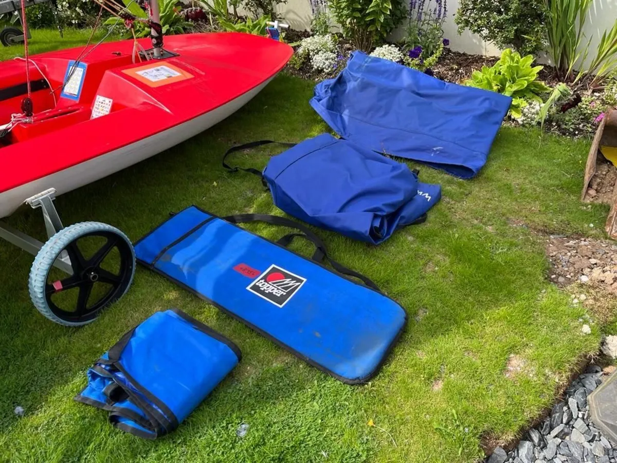 Topper sailing dinghy - Image 3