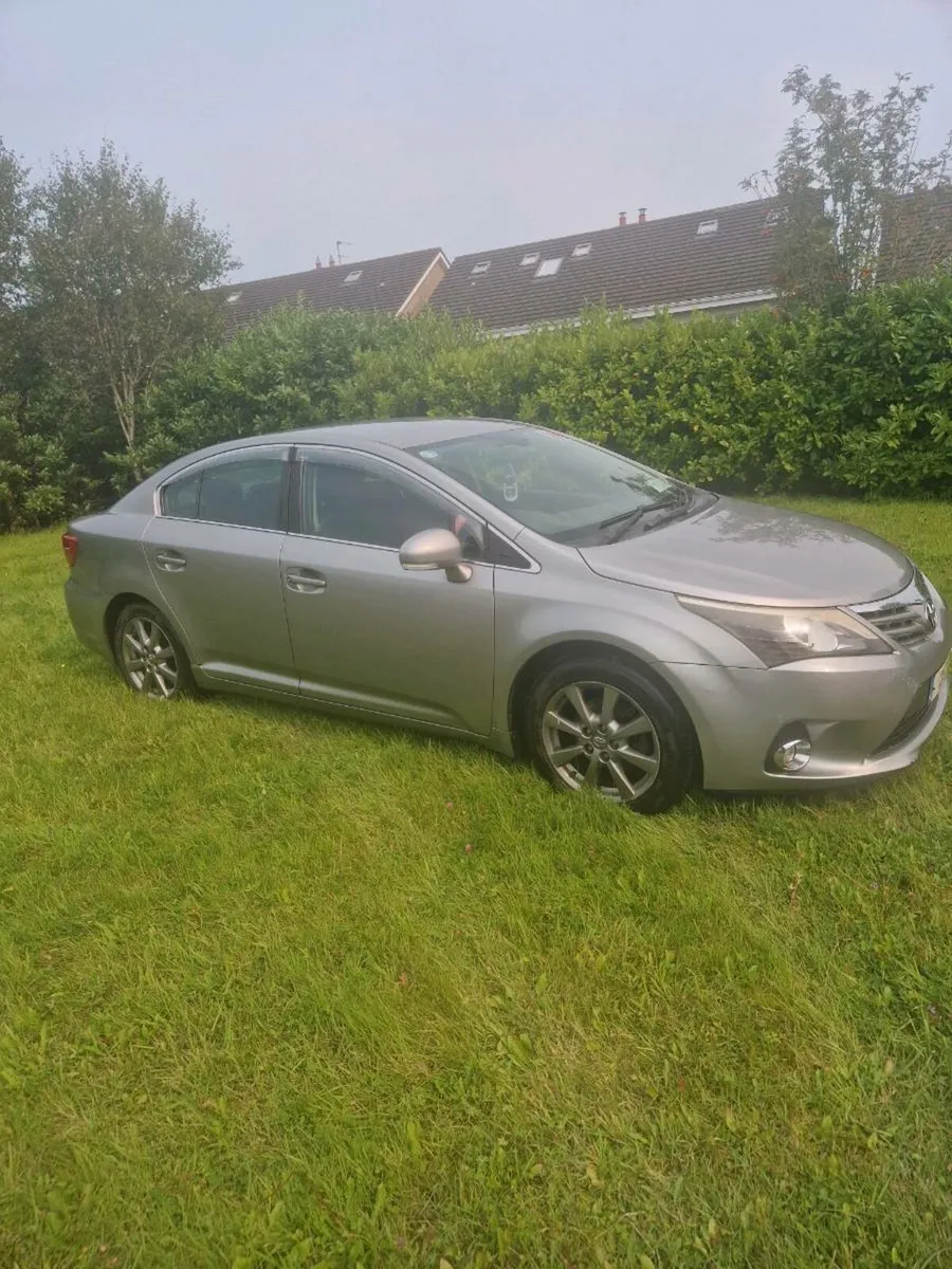 2013 Toyota avensis - Image 2