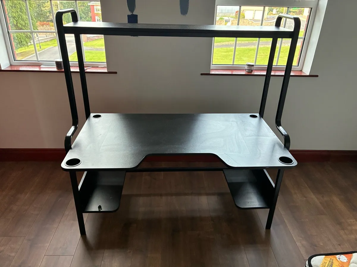 Desk - Image 1