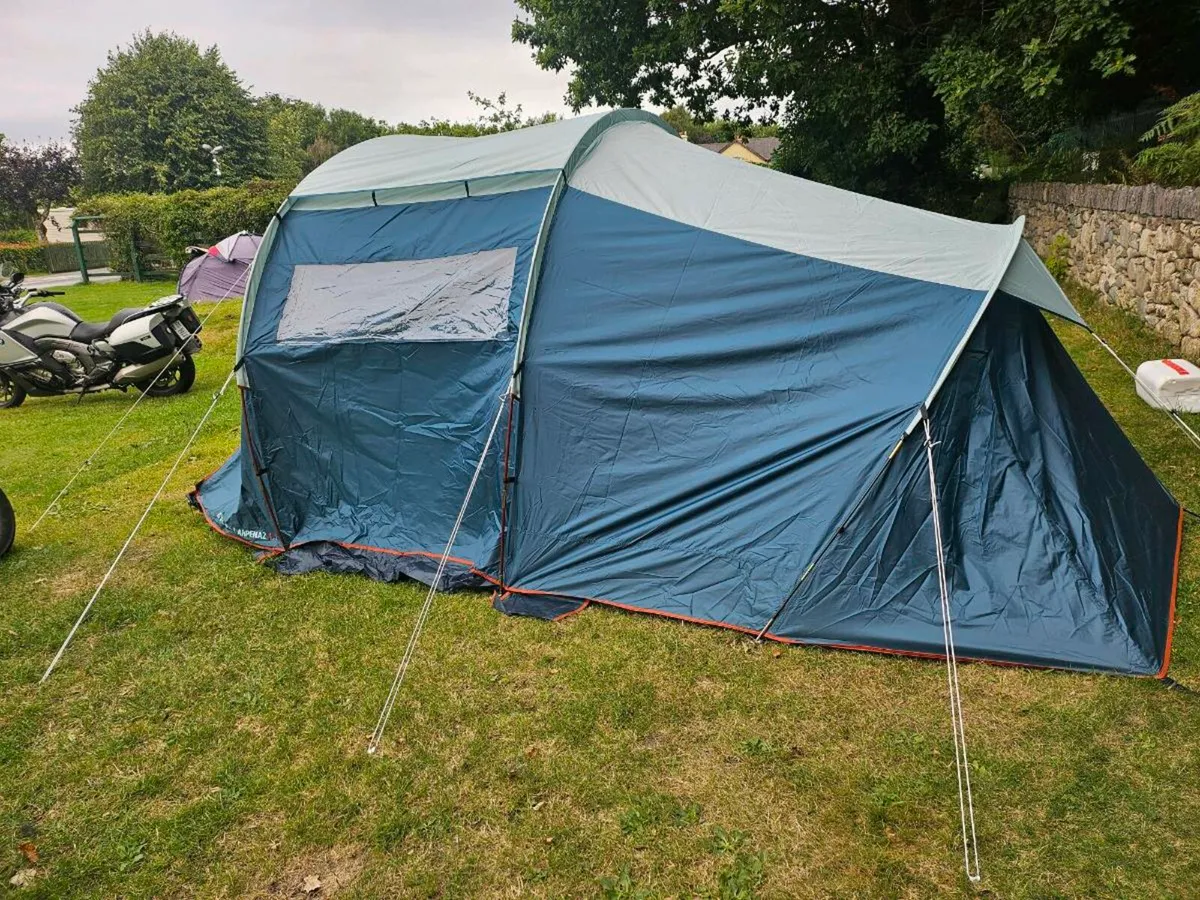 4 man tent with bedroom and annix - Image 1