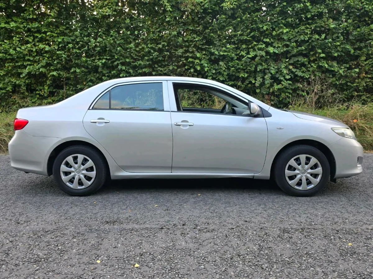 2007 Toyota Corolla Petrol - Image 2