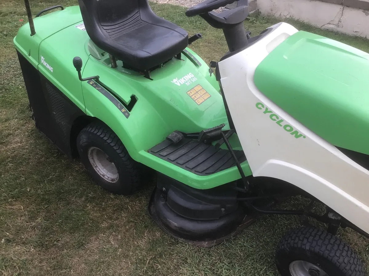 Ride on mower - Image 3