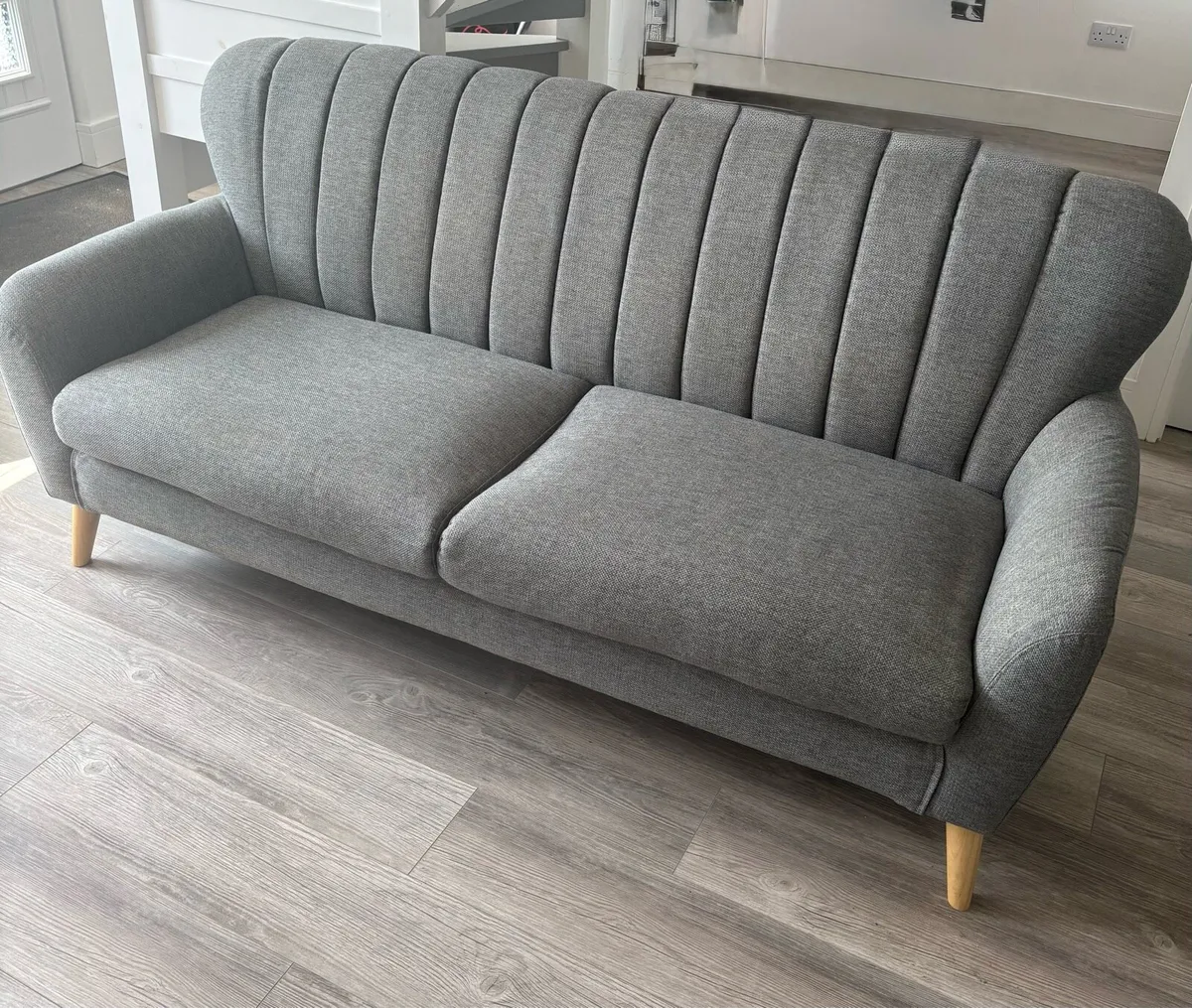 Couch - Image 2