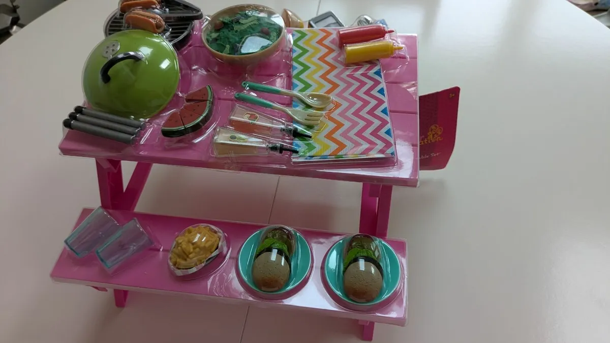 Toys - Image 4