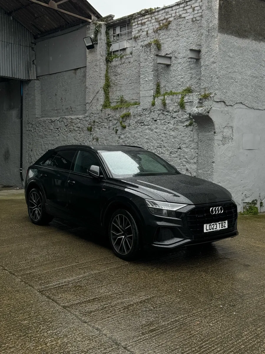 Audi Q8 3.0 TDI 50 Black Edition Tiptronic Quattro - Image 2