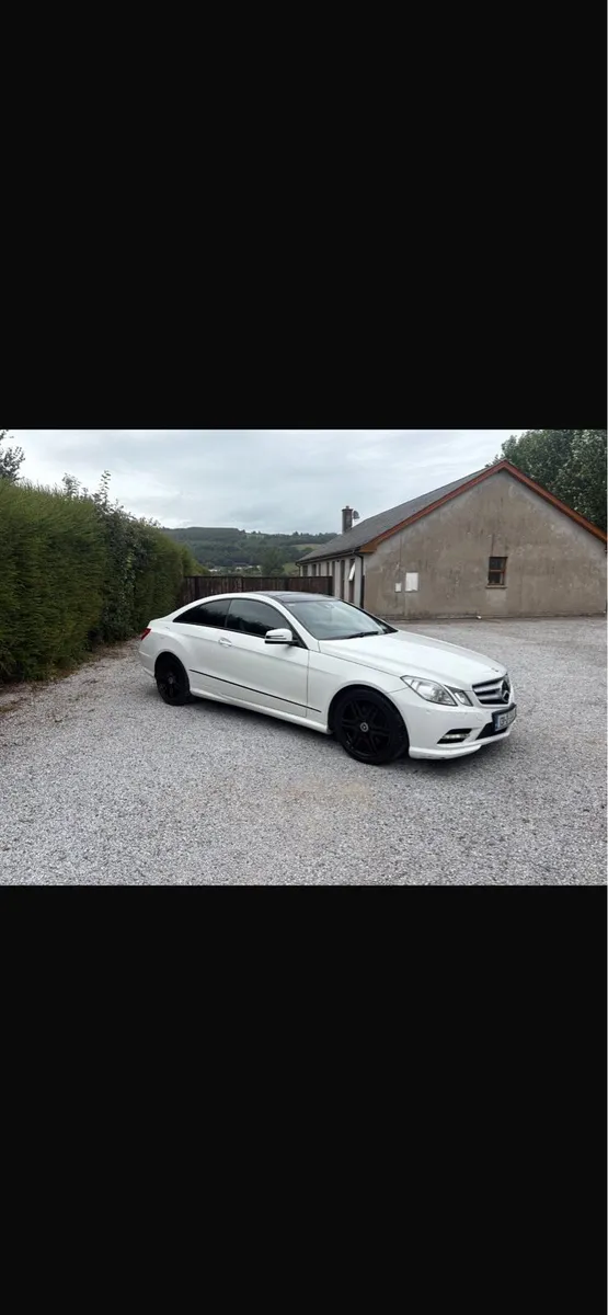 2013 Mercedes E Class Coupe - Image 1