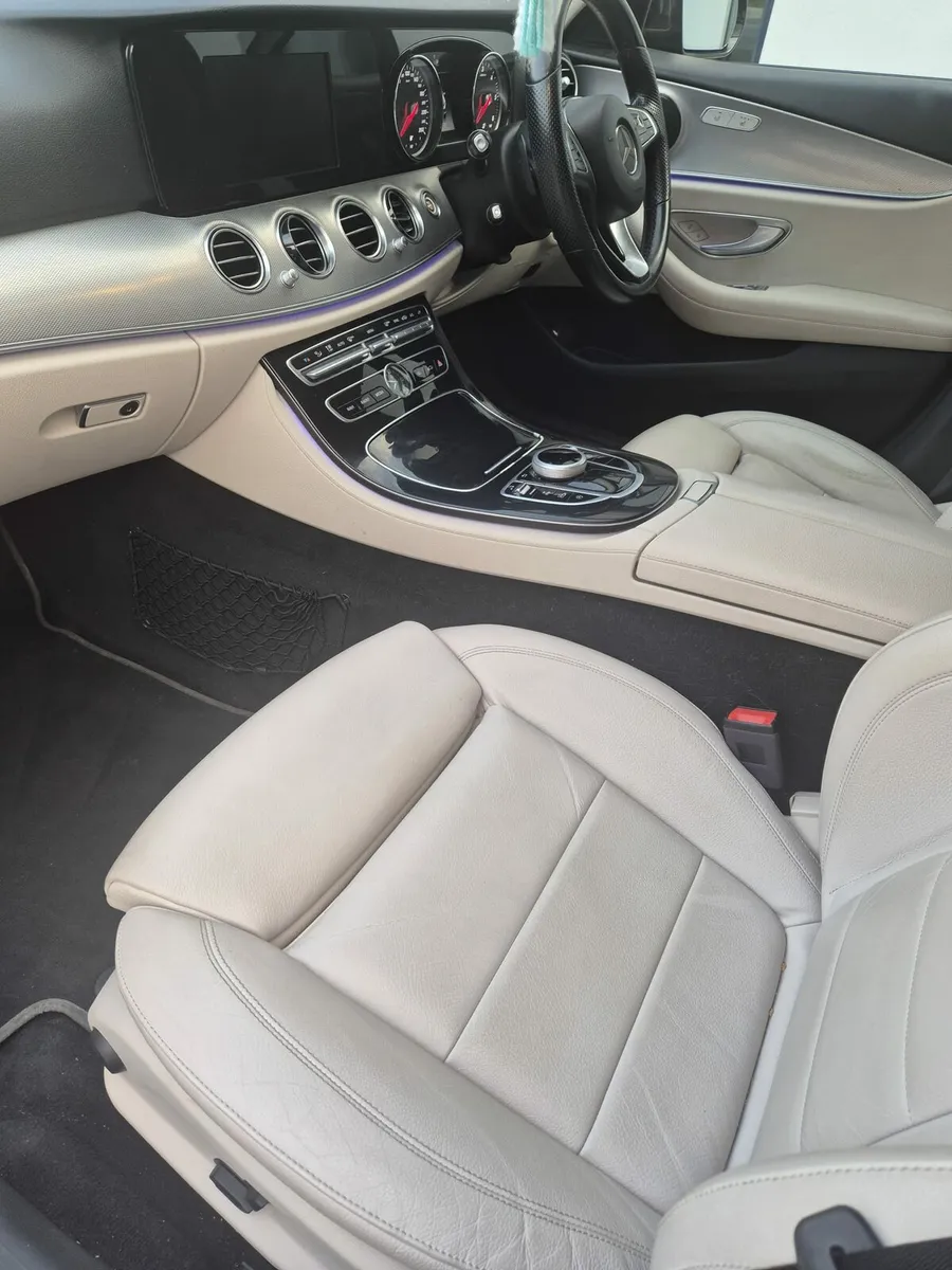 Mercedes e220 2017 - Image 4