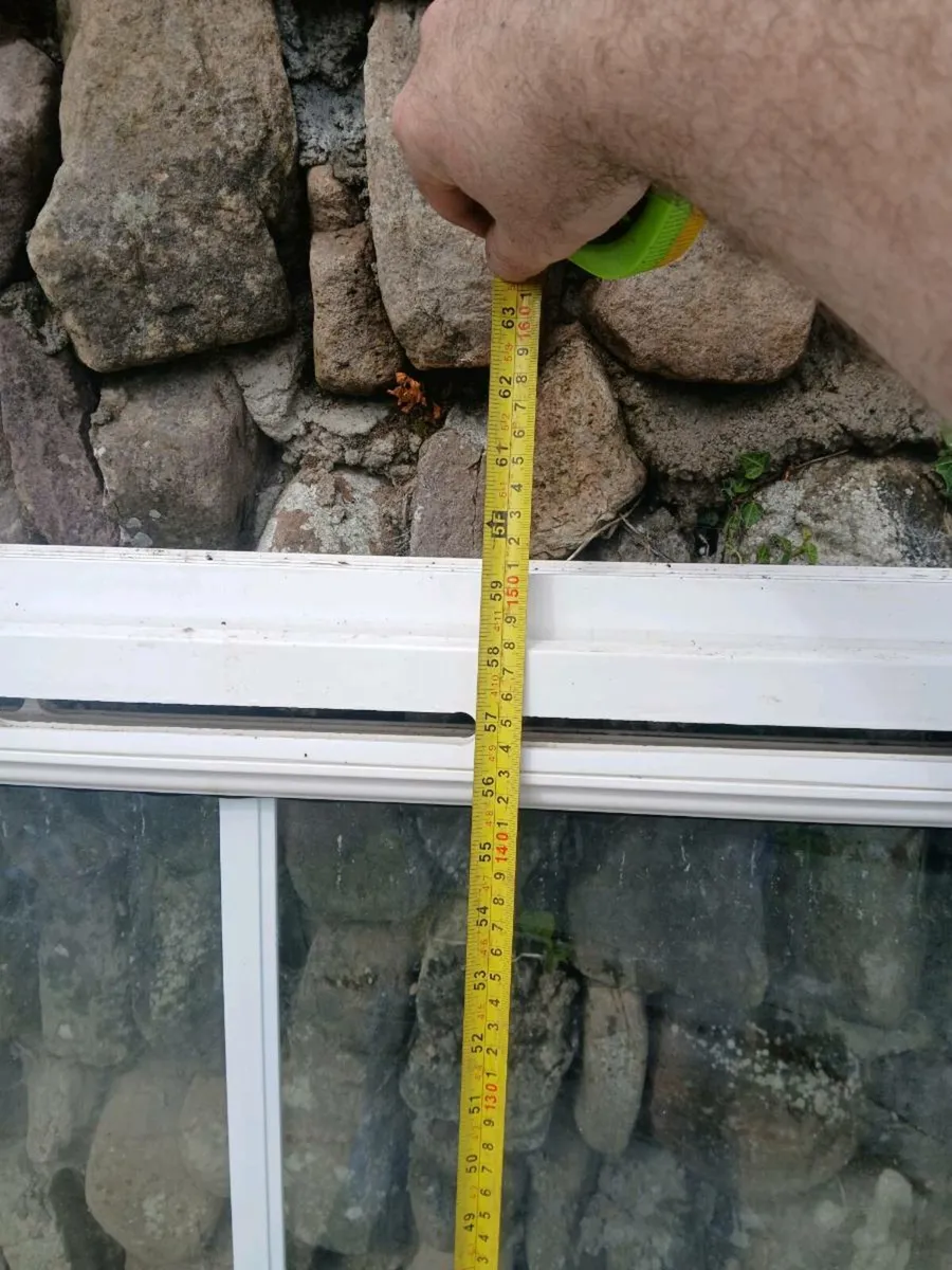 5ft x 3ft pvc window FERMOY - Image 2