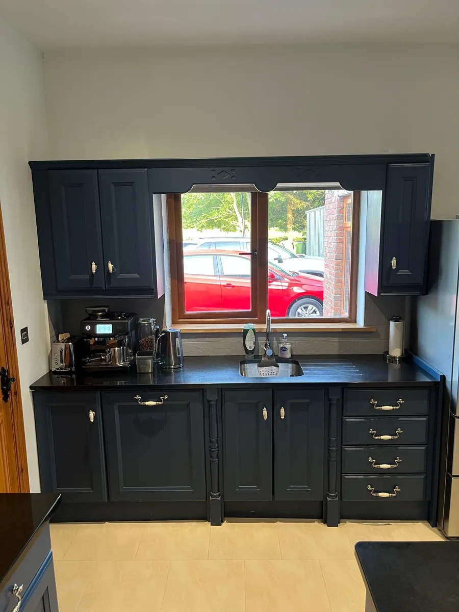 Granite counter tops - Image 4