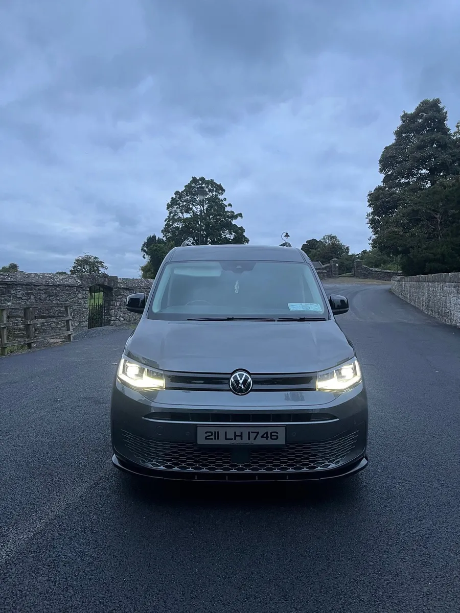 2021 Caddy Commerce Pro DSG - Image 2