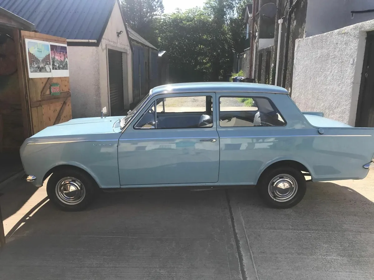Classic car for sale - Image 4
