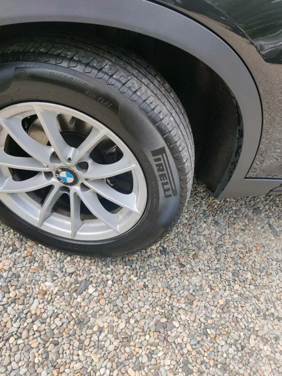 2014 BMW X3 2.0 X Drive Exceptional Condition. - Image 4