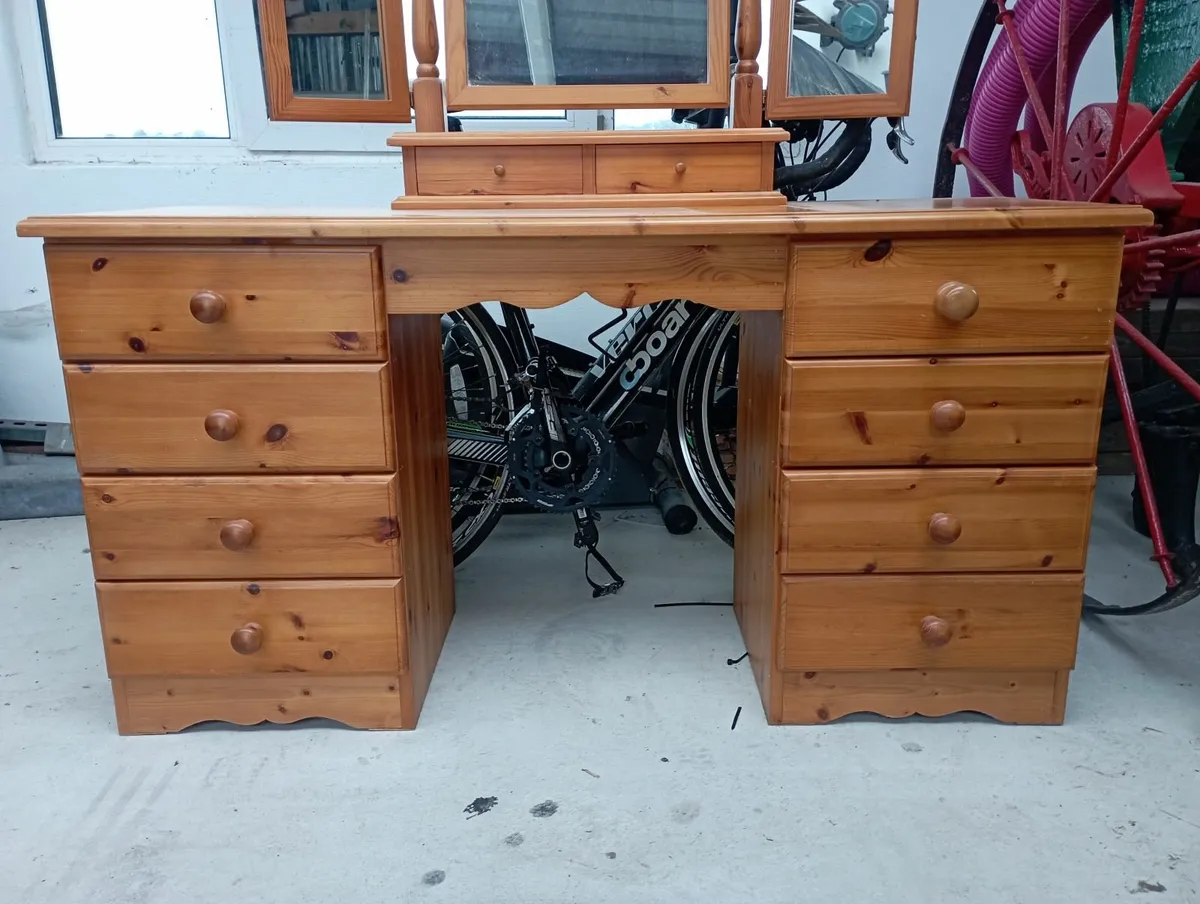 Complete Bedroom furniture set - Image 4