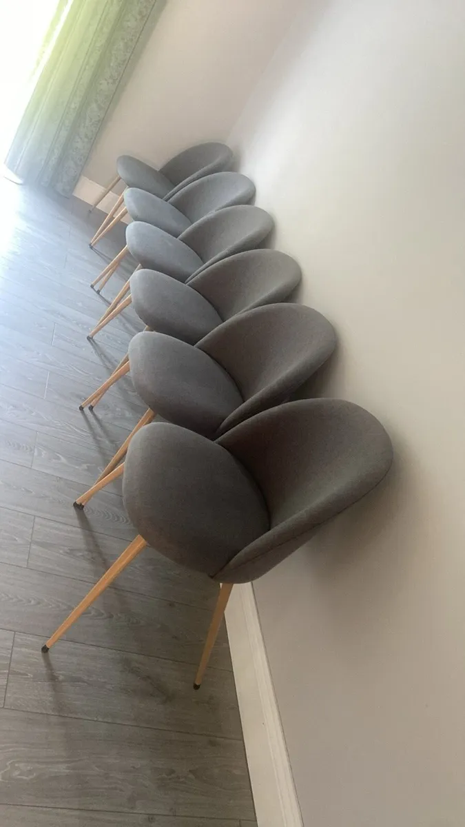 6 Chair - Image 2
