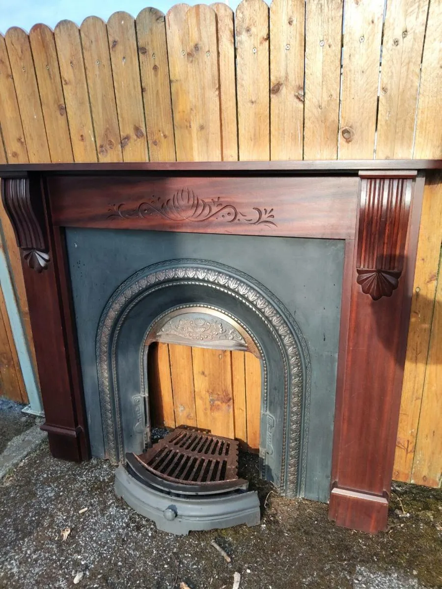Cast iron Fireplace - Image 1