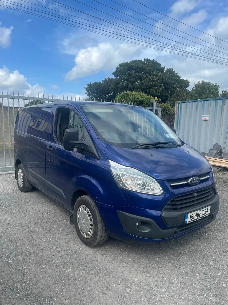 Ford Transit Custom 2.2 Diesel Crew Cab - Image 1
