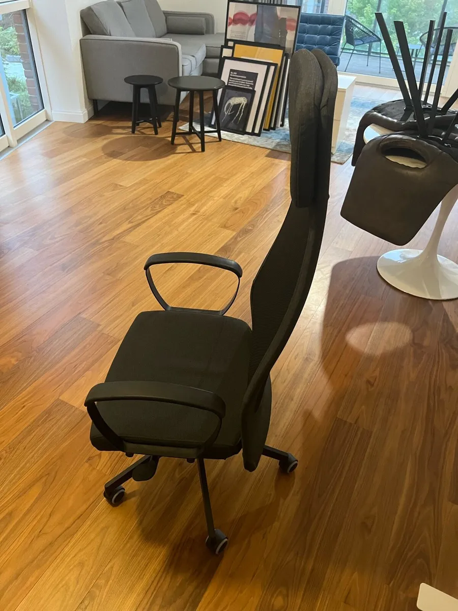 Black IKEA office desk chair - Image 3