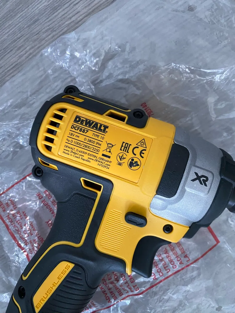 Dewalt impact drill - Image 2