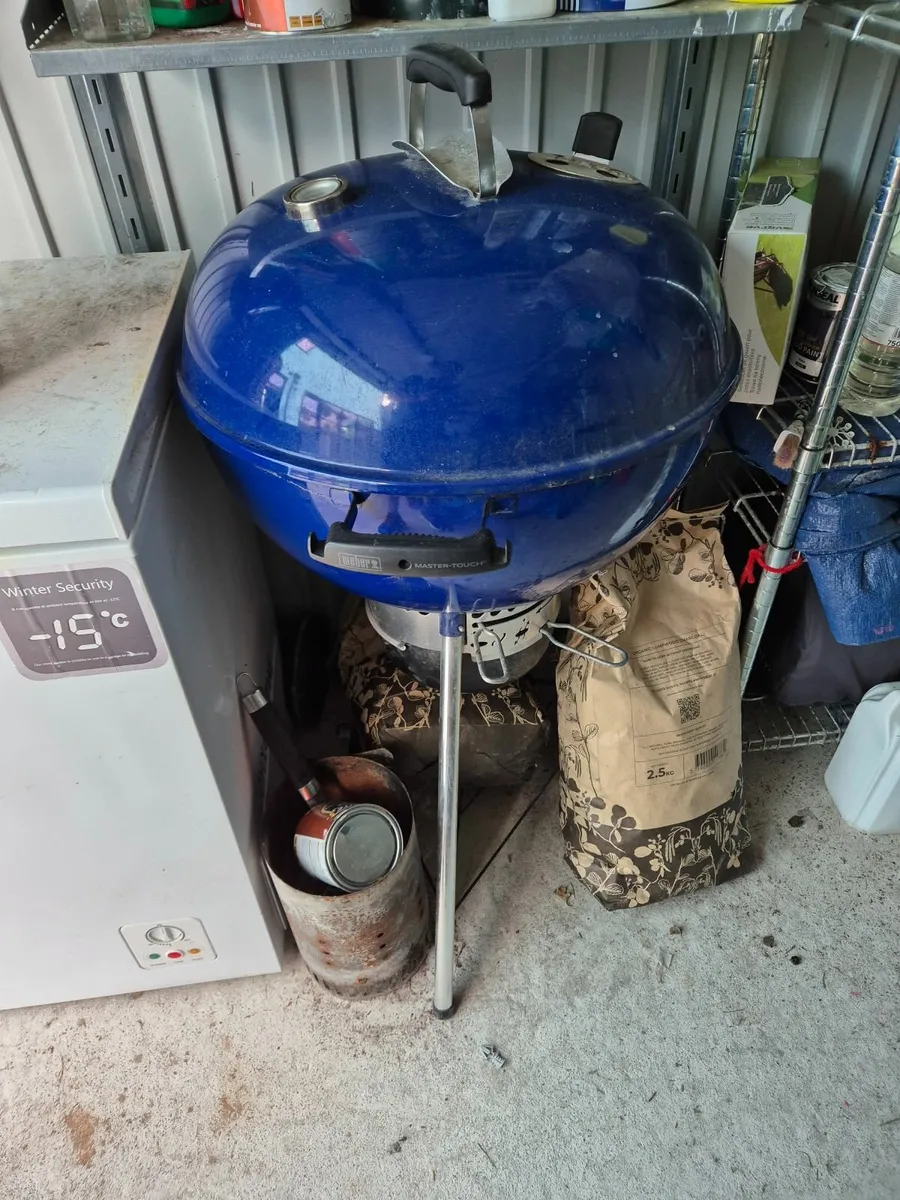 Webber charcoal barbeque
