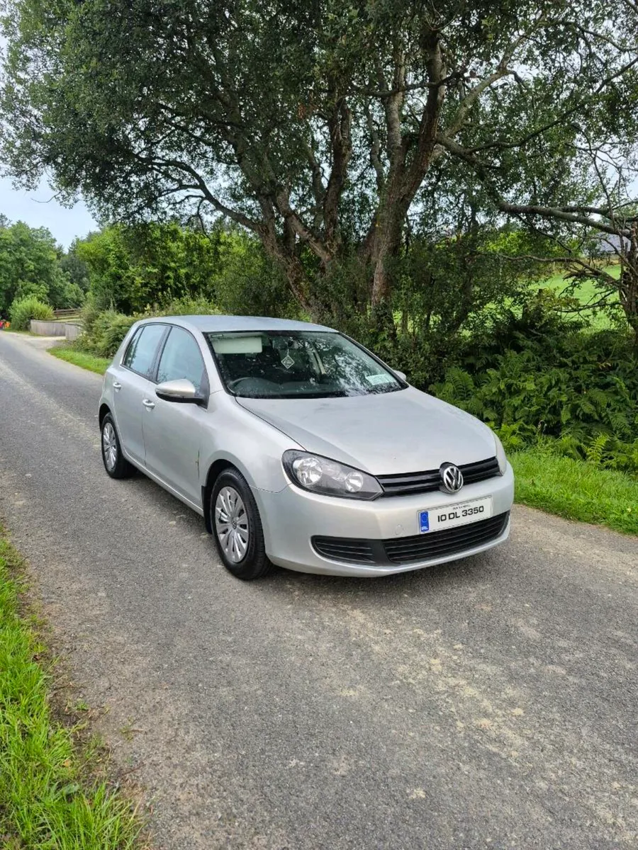 2010 Volkswagen Golf 1.6 TDI - Image 1