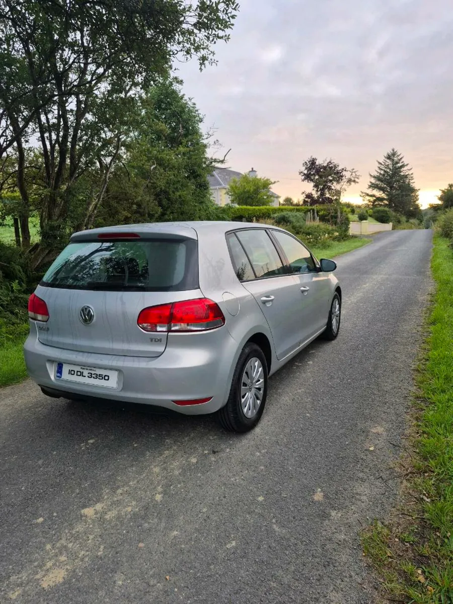 2010 Volkswagen Golf 1.6 TDI - Image 3