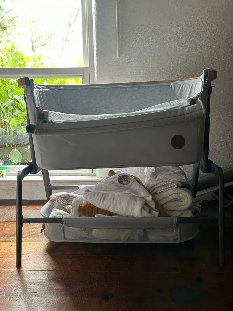Co-sleeper - Image 1