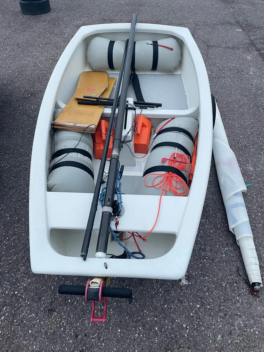 oppie (optimist) sailing dinghy - Image 4