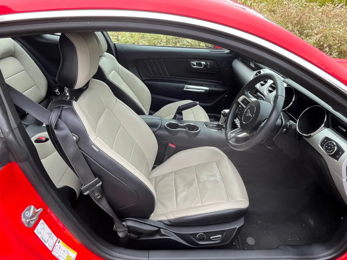 Ford Mustang 2016 - Image 3