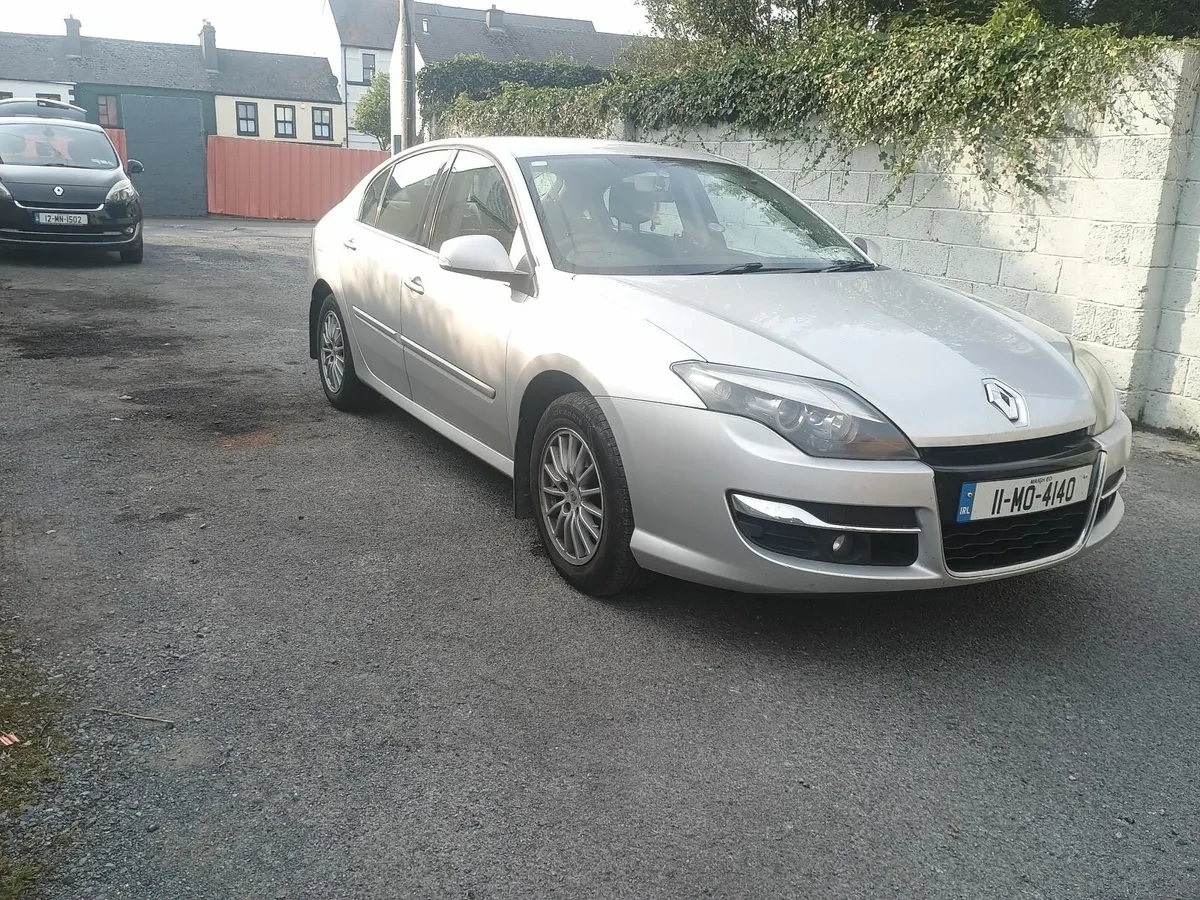 Renault Laguna 2011 - Image 2
