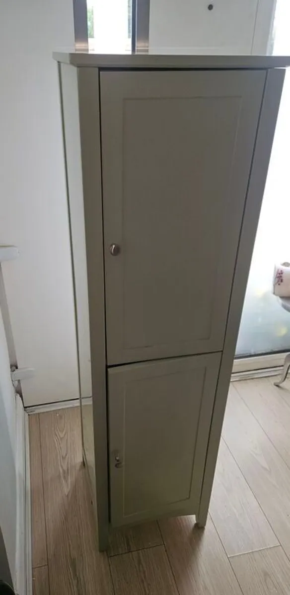 vanity unit and bathroom tall boy press unit - Image 2
