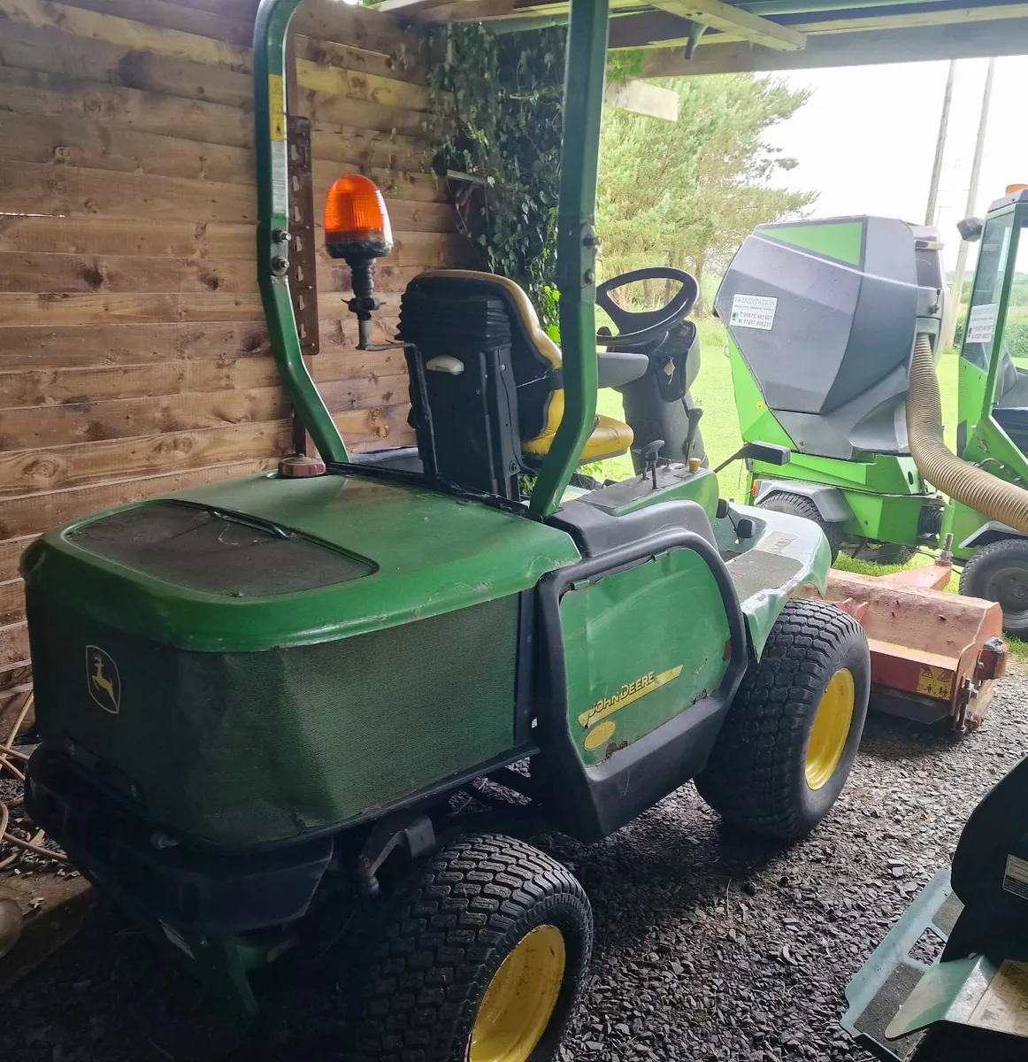 John Deere 1565 38hp ride on mower lawnmower