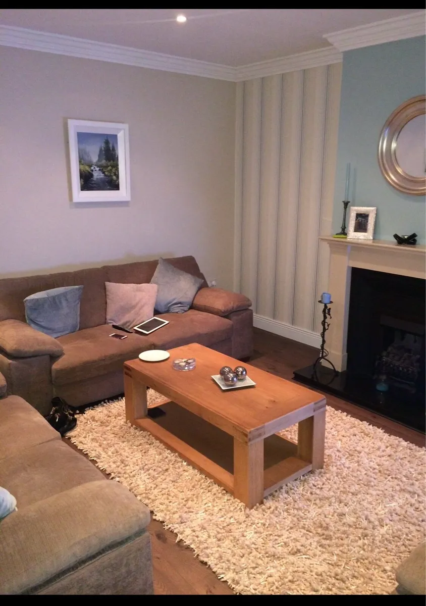 Cream rug for sale 180 x 230 - Image 2