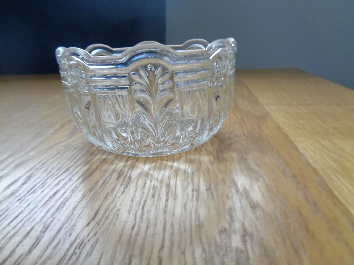 Vintage Etched Glass Bowl for Sale - Image 1