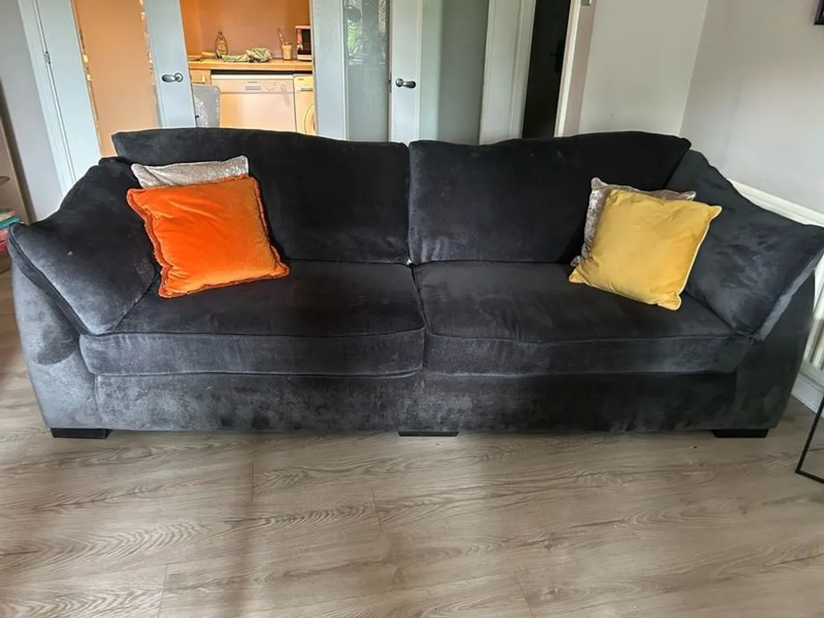 furn - Image 2