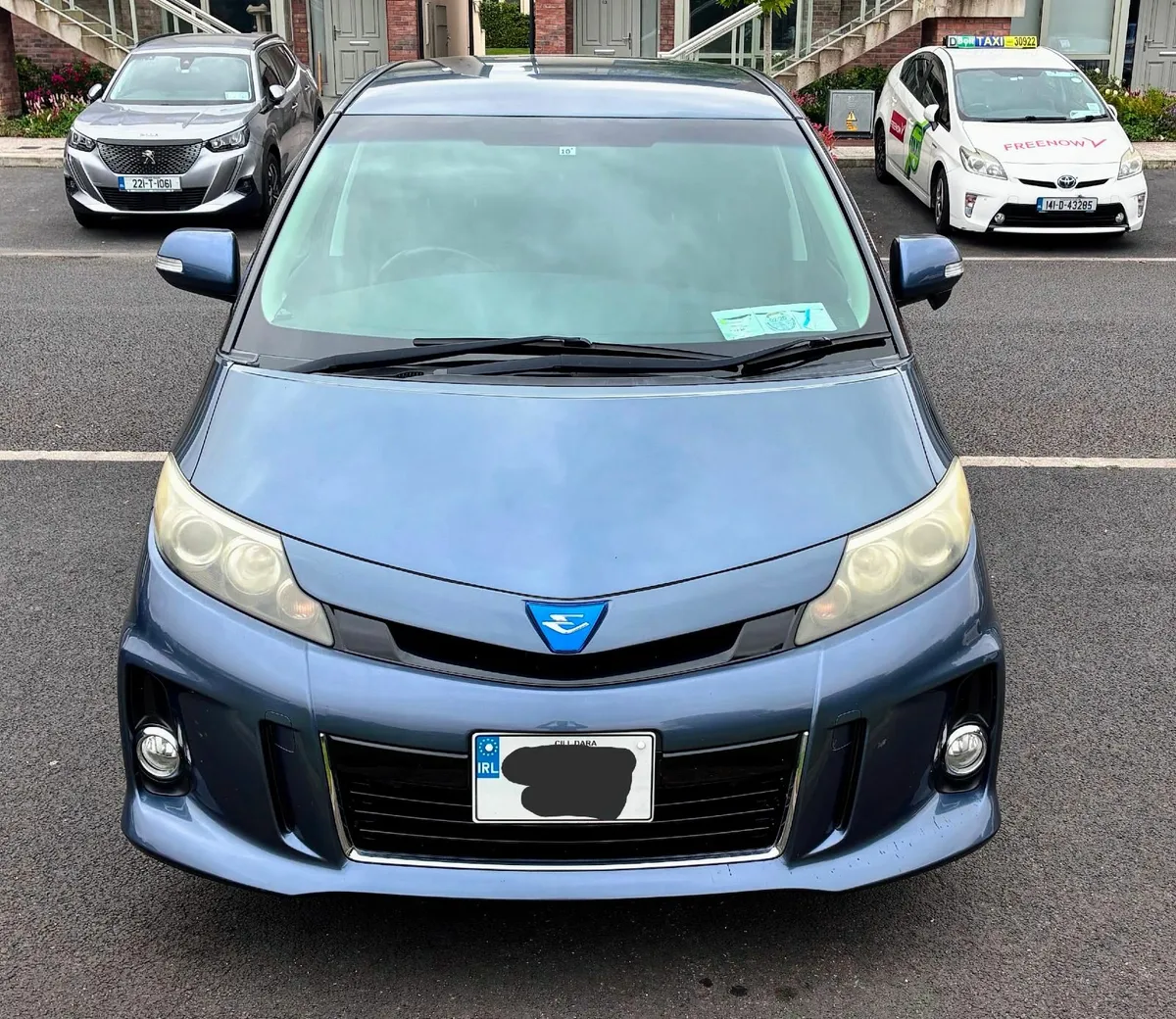 2013 Toyota Estima Aerus (Premium) – Elegant Blue - Image 1