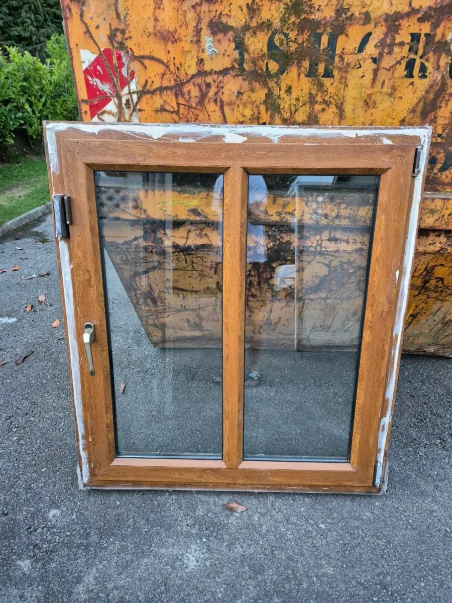 Windows x2, and 1 door - Image 1