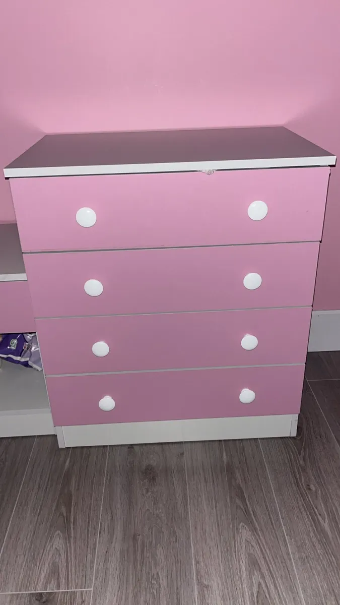 Children’s set of drawers and bedside locker - Image 1