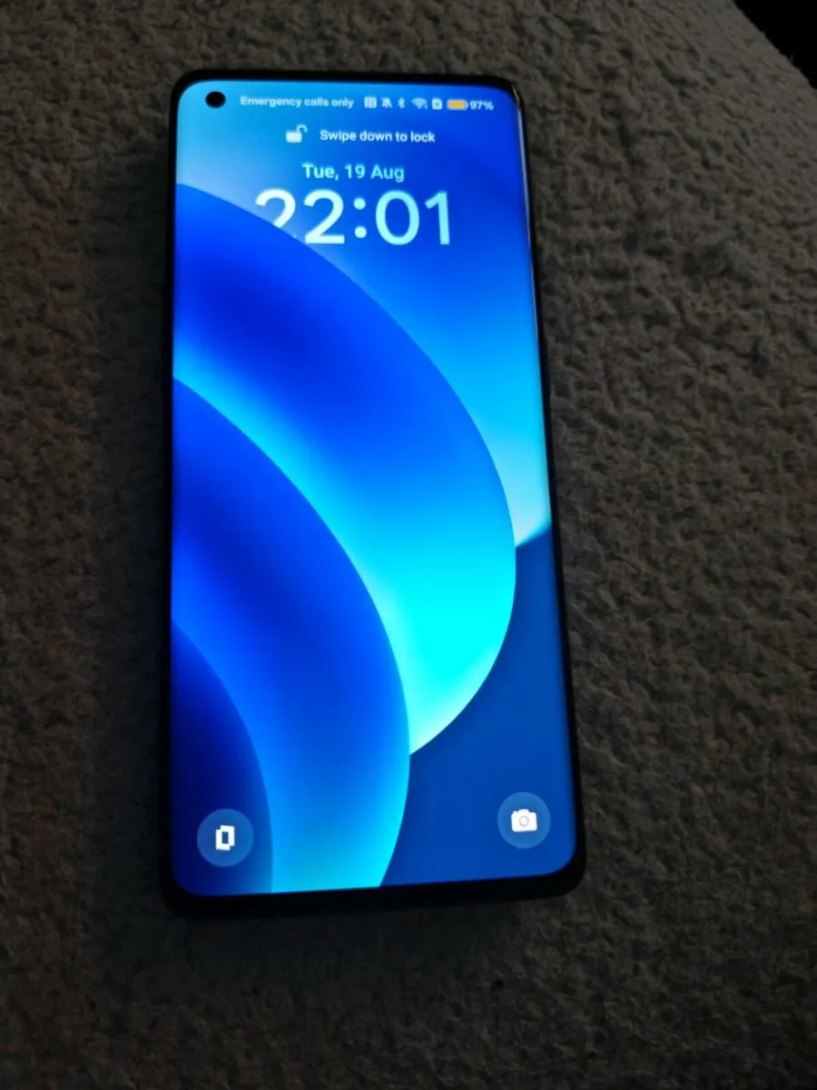 OPPO find x5 - Image 2