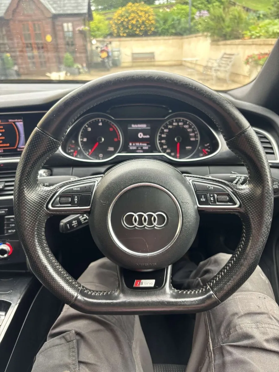 Audi A4 2013 - Image 1