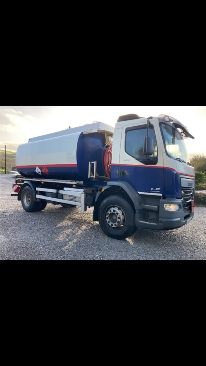 DAF 55 oil tanker - Image 1