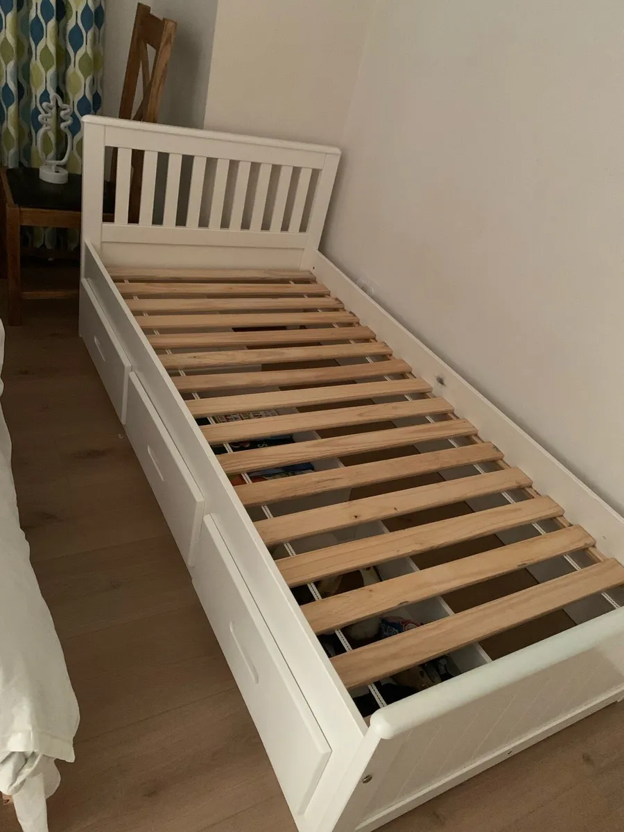 Bed frame - Image 2