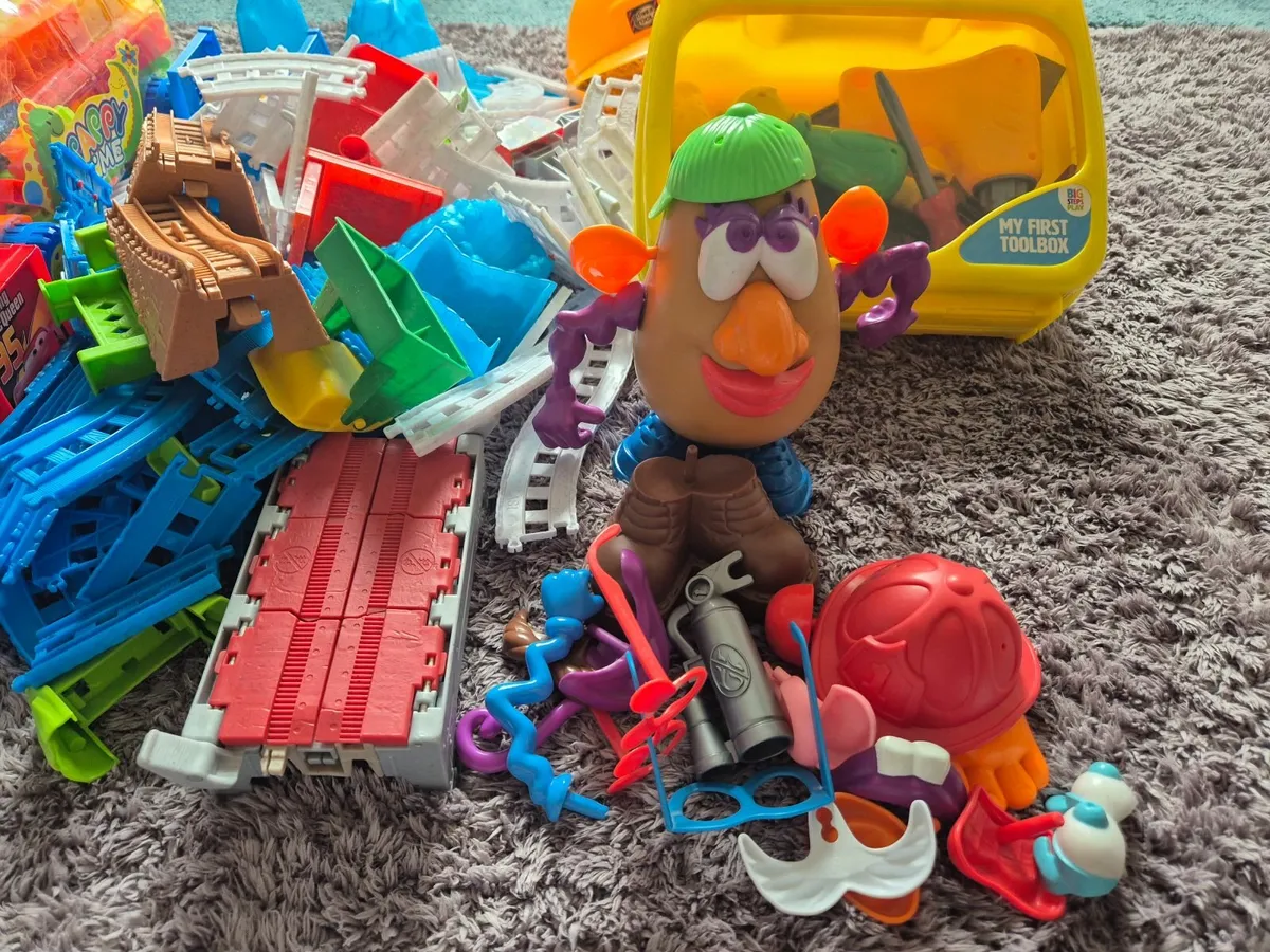 Toys - Image 2