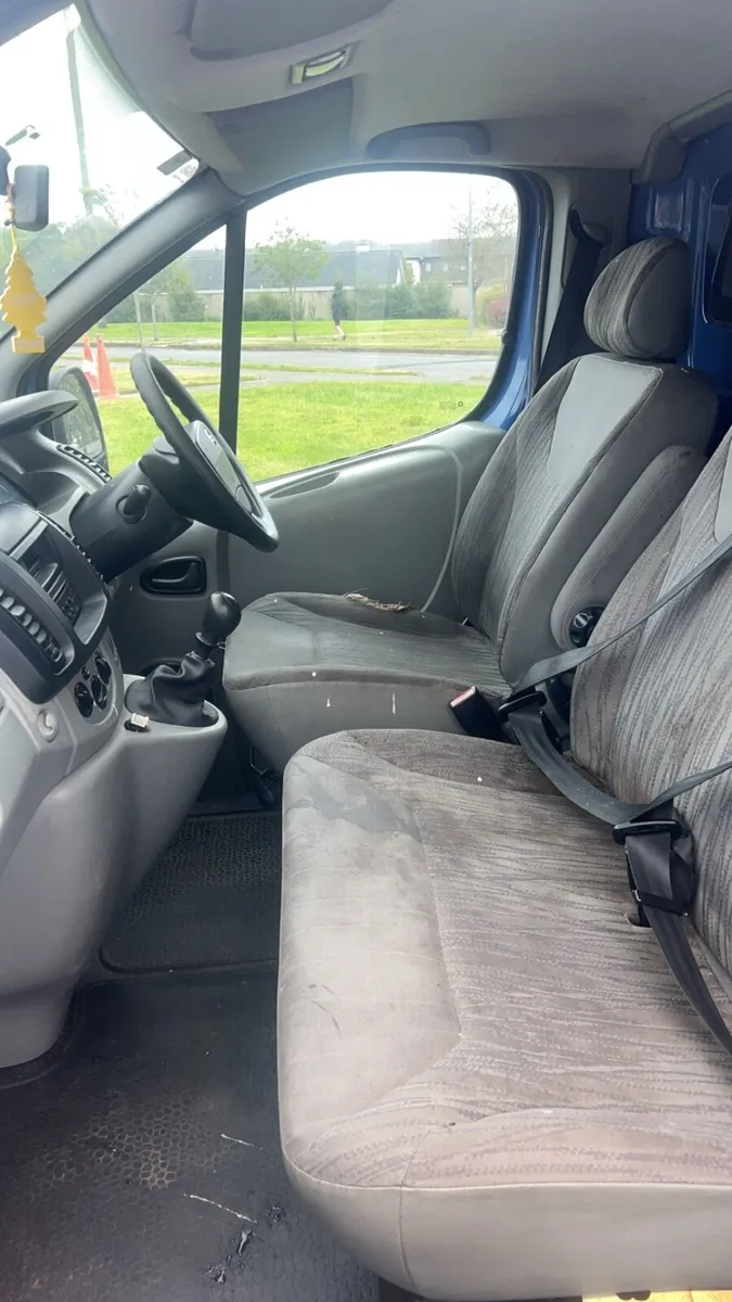 Nissan  primstar - Image 4